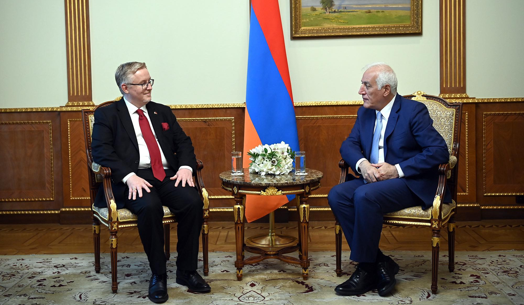 Կանադան բարձր է գնահատում ՀՀ շարունակական ջանքերը՝ ուղղված տարածաշրջանում խաղաղությանն ու կայունությանը․ դեսպան Թըրները՝ նախագահ Խաչատուրյանին