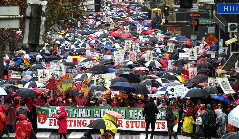 Los Angeles teachers protest