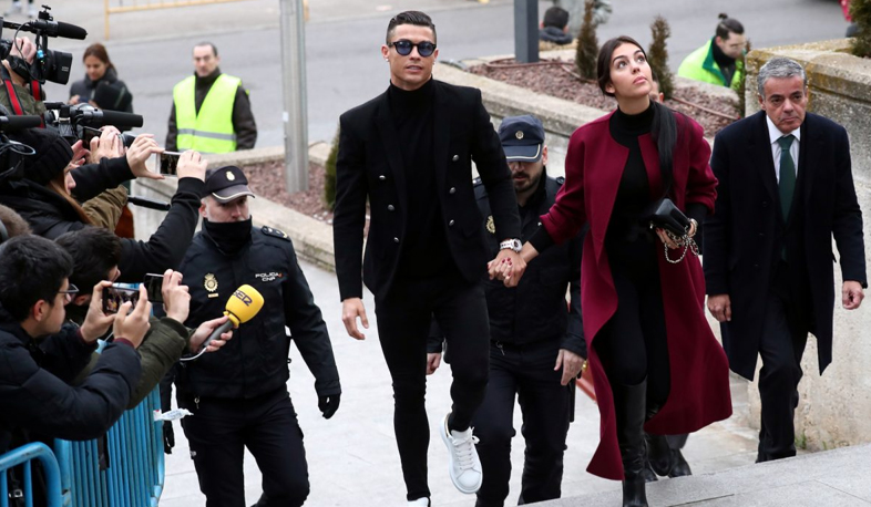 Ronaldo admits to tax evasion