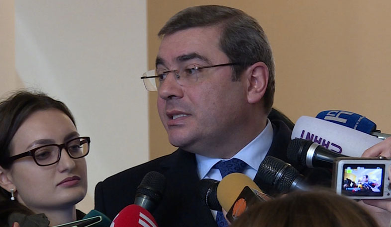 Աղմկահարույց պարգևավճարների հետքերով