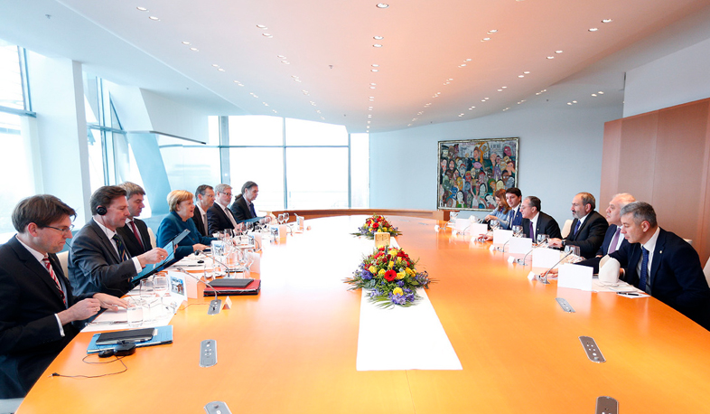 Никол Пашинян подвел итоги визита в Германию