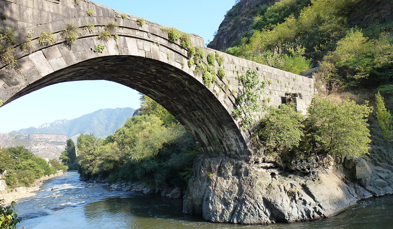 Туристическому потенциалу Лори воспрепятствует много проблем
