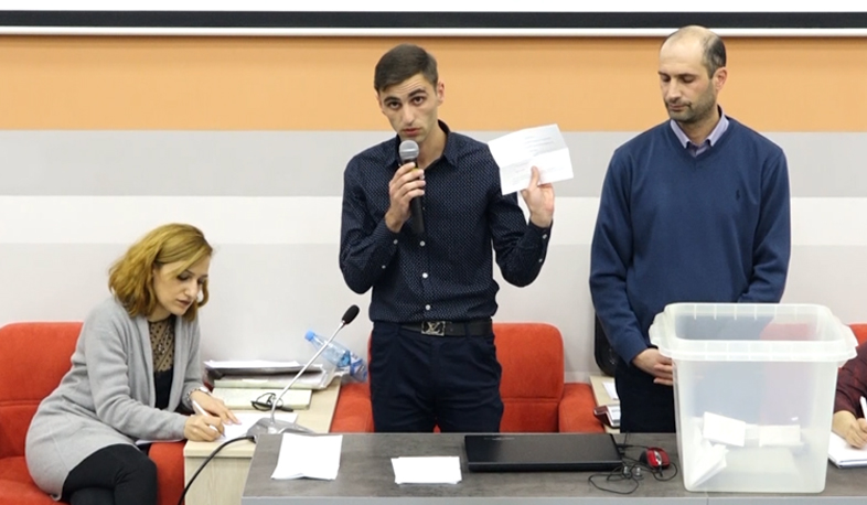 Shirak State University remains without rector