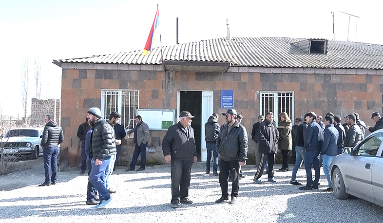 Վարդանաշենում կրքերը չեն հանդարտվում