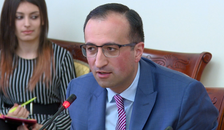 Министр здравоохранения приглашен в Национальное собрание