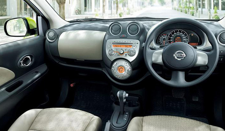 Ввоз автомобилей с правым рулем будет разрешен до 1 мая