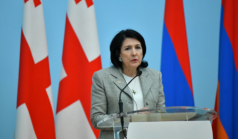 Президент Грузии находится с визитом в Армении