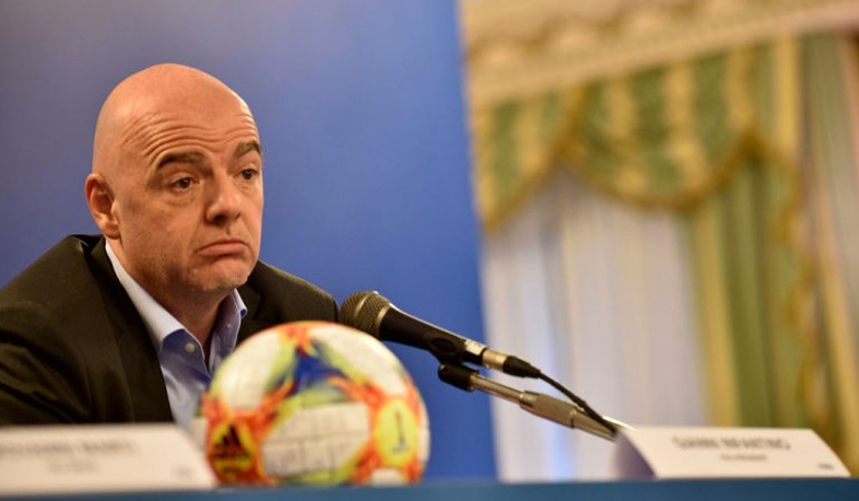 Противостояние ФИФА и УЕФА становится более напряженным