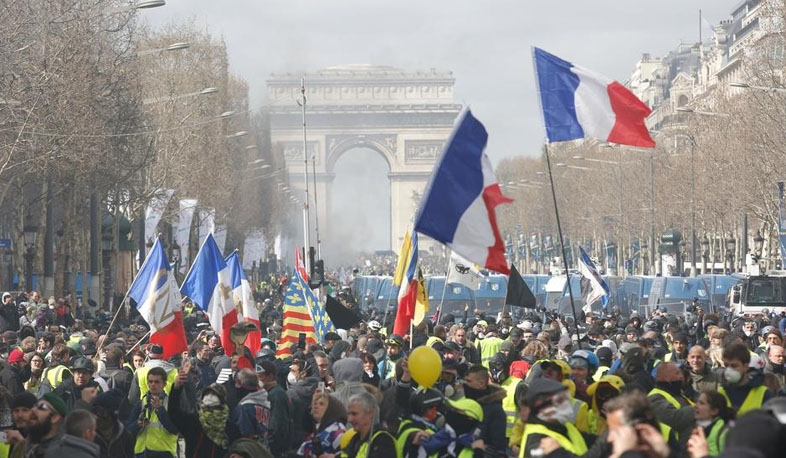 Международные новости: демонстрации во Франции продолжаются