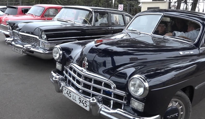 Ֆլեշմոբ՝ Հովհաննես Թումանյանի հիշատակին