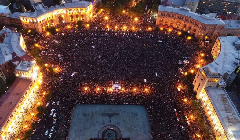 Experts of Orbeli Center discuss Armenian revolution