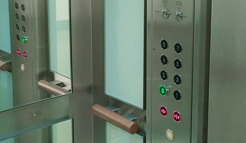 Վերելակների խնդիրը՝ Երևանի քաղաքապետարանի օրակարգում