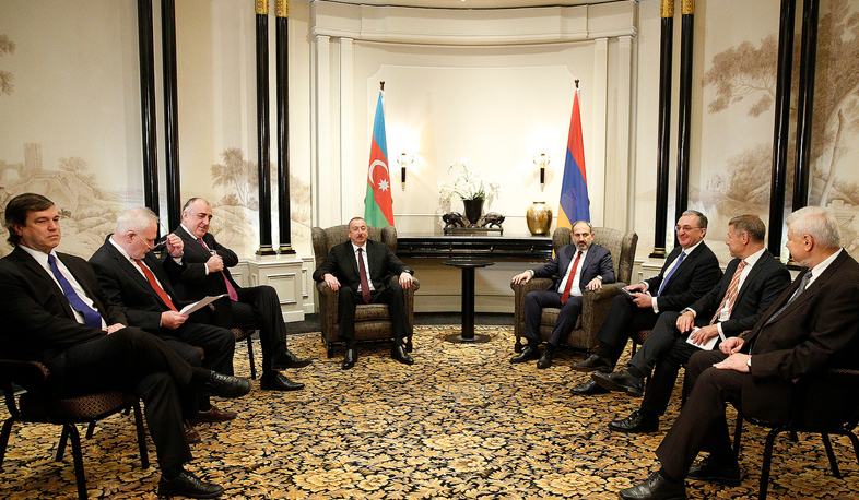 Կայացավ Փաշինյան-Ալիև պաշտոնական հանդիպումը