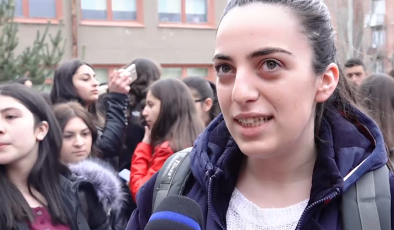 Gyumri school goes on student strike