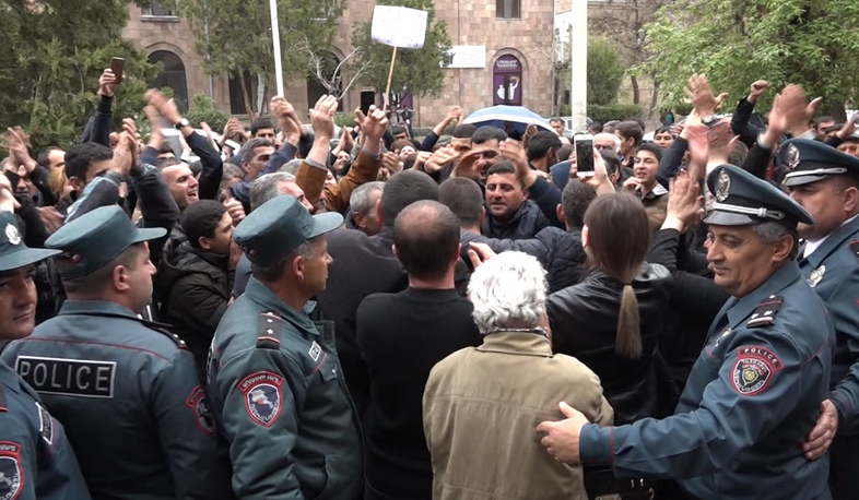 Zartonk village mayor’s grandson not detained