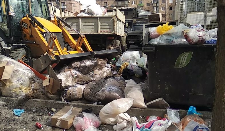 Luys party protests garbage truck contest
