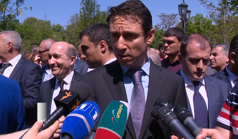 Elevator falls down in Yerevan