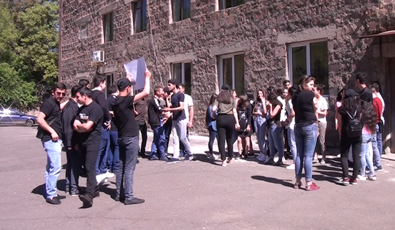 Alaverdi Public College goes on student strike