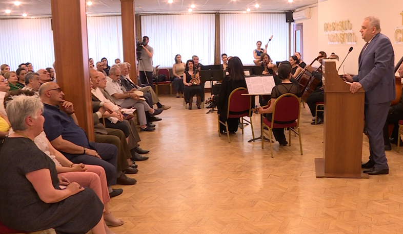 Вручены премии Культурного союза «Текеян»