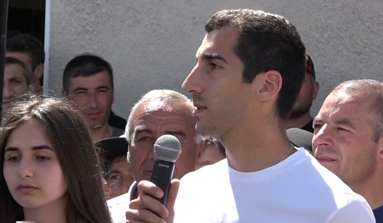 Stadium after Hamlet Mkhitaryan opens in Spandaryan