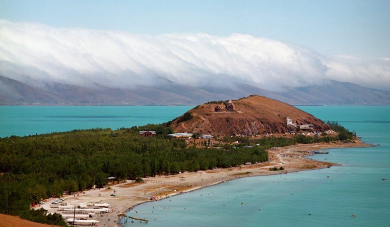 Government discusses new bill on Lake Sevan