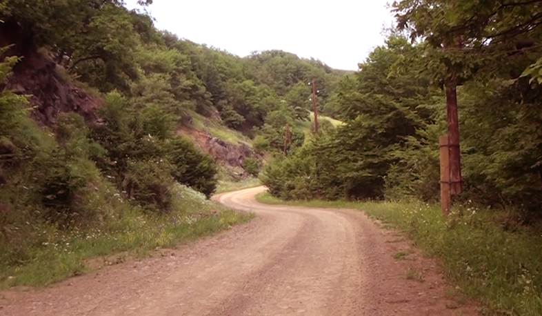 Սողանքը փակել է Աթանից մարզկենտրոն տանող ճանապարհը