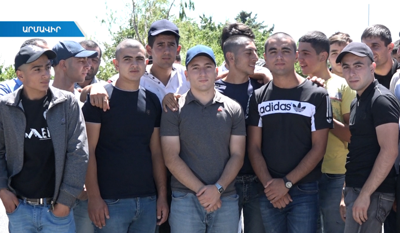 Summer military call-up begins