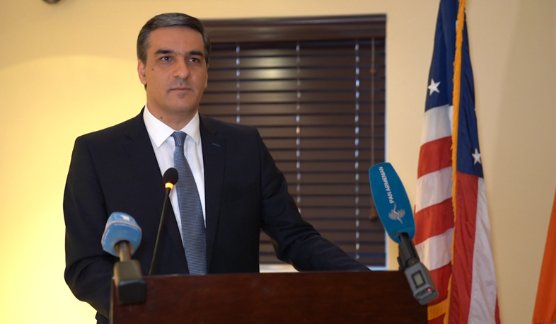 Armenia and Artsakh ombudsmen attend Armenian Bar Meeting