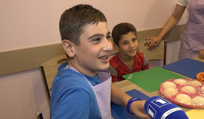 Sunrise Center teaches children independence