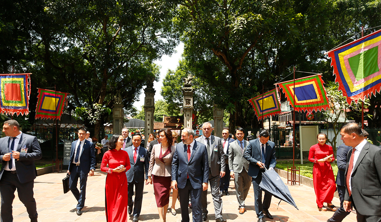 Մեկնարկել է վարչապետի պաշտոնական այցը Վիետնամ