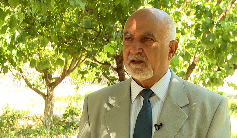 Իշխանության հետ փոփոխվող Սահմանադրությունը