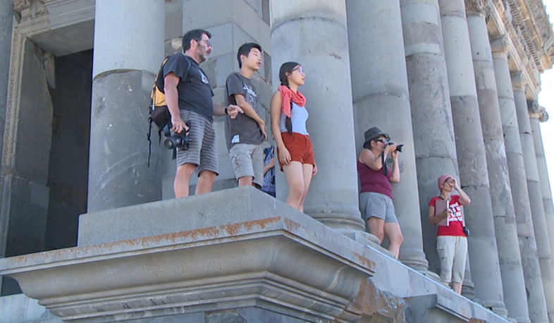 Number of tourists visiting Armenia grows