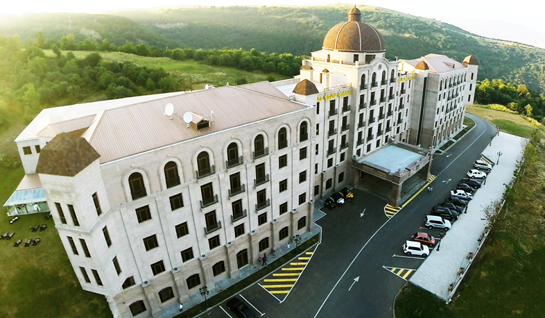 Роскошная гостиница в Цахкадзоре будет подарена государству