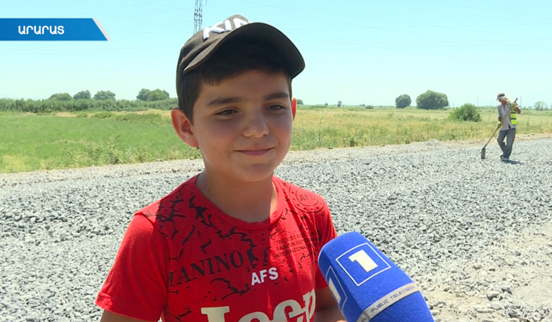 Road to village Sis under reconstruction