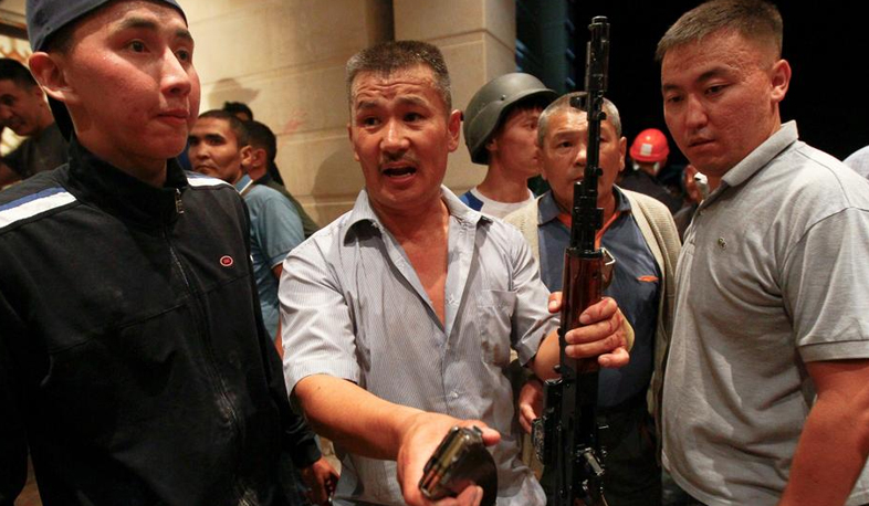 Աթամբաևը ձերբակալված չէ. միջազգային լուրեր