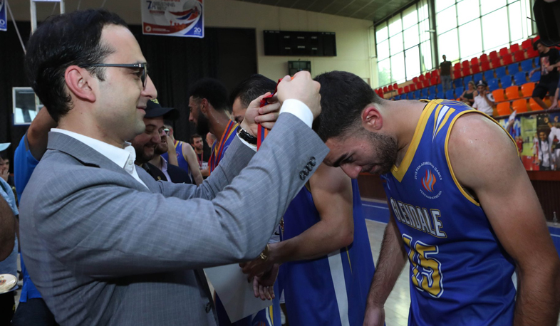 Tigran Avinyan follows Pan-Armenian Games basketball tournament final