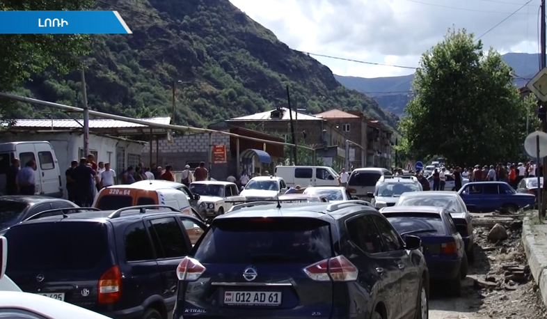 Ալավերդիում վարորդները փակել են միջպետական մայրուղին