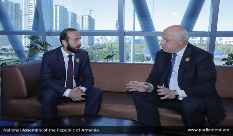 Արարատ Միրզոյանը հանդիպել է ԵԱՀԿ ԽՎ նախագահ Գեորգի Ծերեթելիի հետ