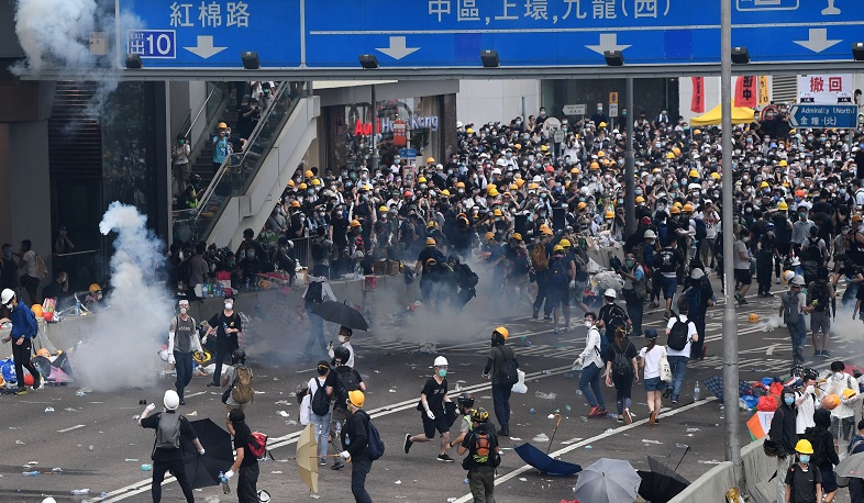 Հոնկոնգում զանվածային ակցիաներ են. մեգապոլիսը վերածվել է քաոսի