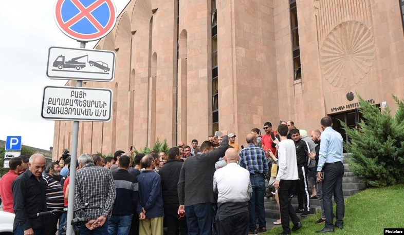 Քաղաքապետարանը պահանջում է «Սանիթեք»-ին տված  գումարով փակել աշխատավարձի պարտքը