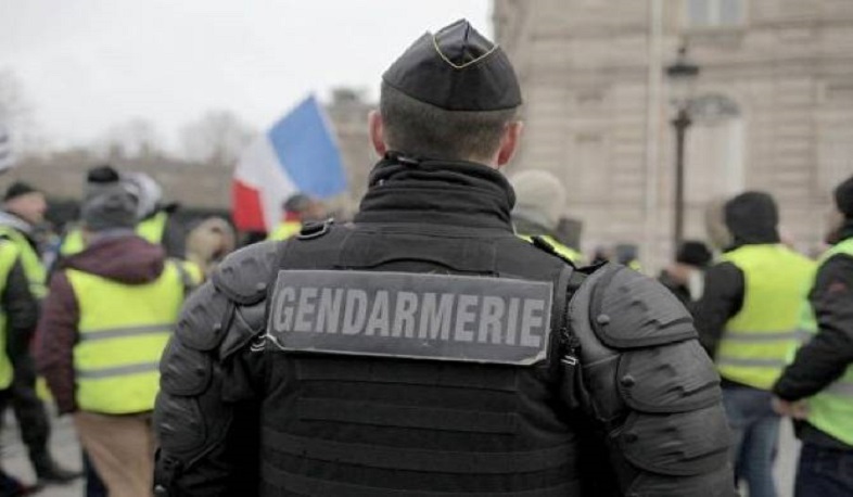 Փարիզում բողոքում են ոստիկանները