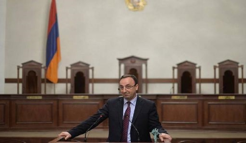 Հրայր Թովմասյանն ԱԺ-ում  չի մասնակցի ՍԴ դատավորի լիազորությունները դադարեցնելու գործընթացին