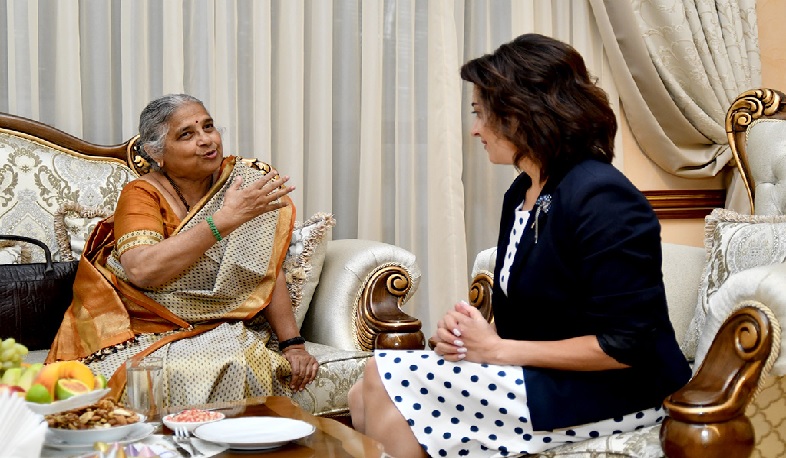 Աննա Հակոբյանը հյուրընկալել է հնդիկ գործարար Նարայանա Մուրտիի տիկնոջը՝ Սուդհա Մուրտիին