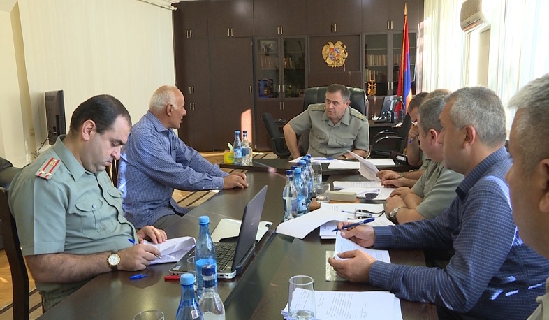 ՀՀ ԶՈՒ ԳՇ պետն ընդունել է տարբեր բնույթի հարցերով դիմած քաղաքացիներին