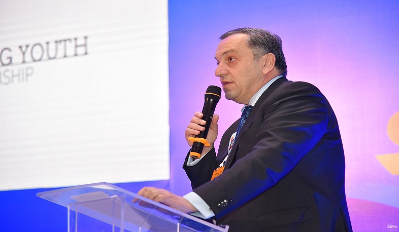 Մատենադարանում կայացել է ԱլԳ 10-ամյակին նվիրված Living Smart-empowering Youth խորագրով համաժողով