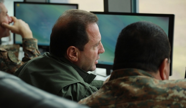 Դավիթ Տոնոյանը հետևել է հայ-ռուսական զորավարժության եզրափակիչ փուլին