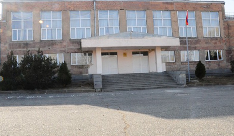 «Եղվարդի թիվ 3 հիմնական դպրոց» ՊՈԱԿ-ի նախկին տնօրենին մեղադրանք է առաջադրվել