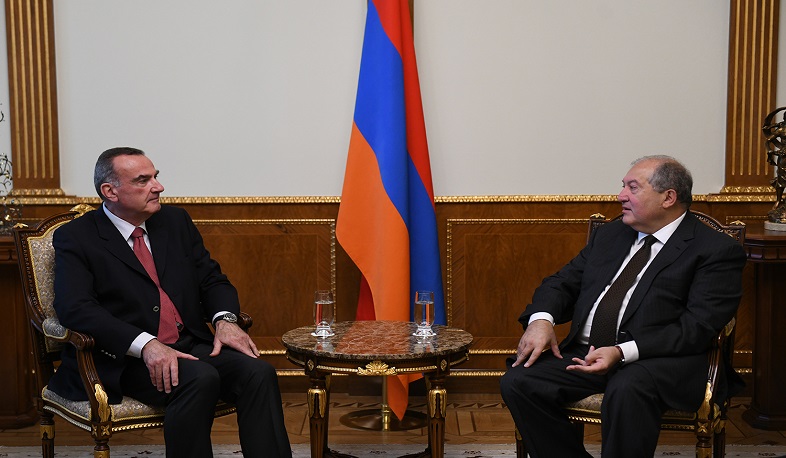 Իմ խնդիրն է դռներ բացել մեր երկրի համար. Արմեն Սարգսյան