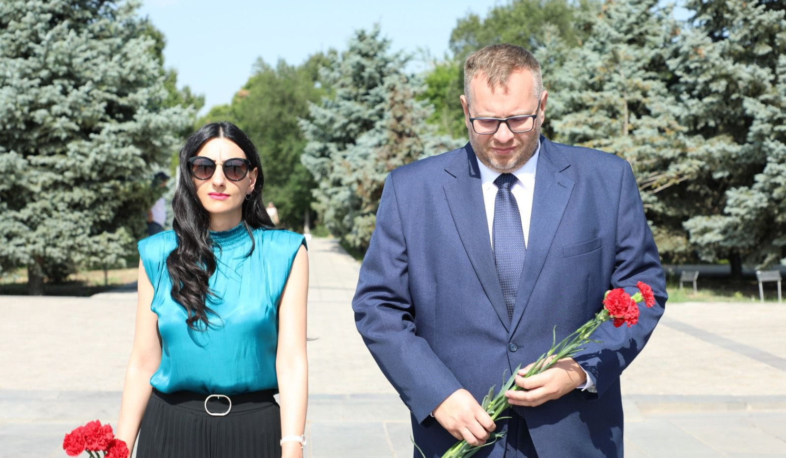 Հայաստանի և Սլովակիայի օմբուդսմանական հաստատությունների ղեկավարներն այցելել են Ծիծեռնակաբերդի հուշահամալիր