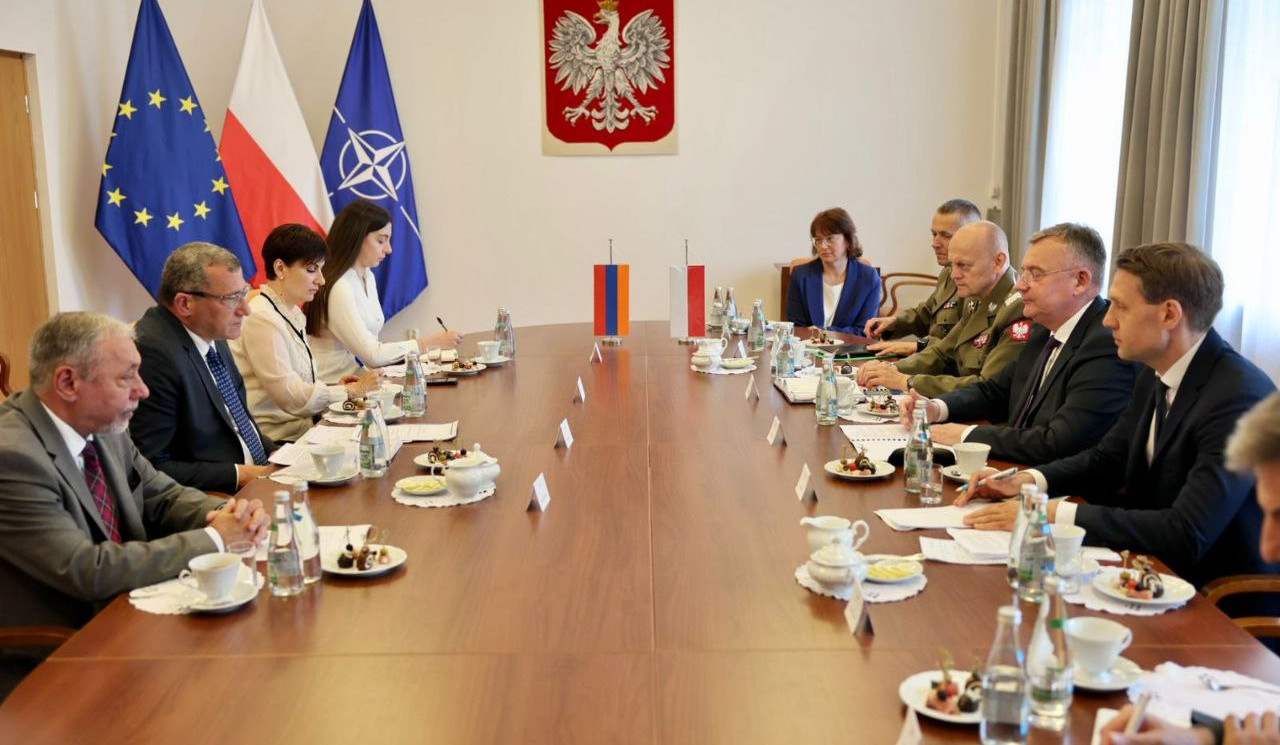 Քննարկվել են պաշտպանության բնագավառում Հայաստան-Լեհաստան համագործակցությանը վերաբերող հարցեր